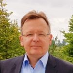 Headshot of Andreas Spiegel